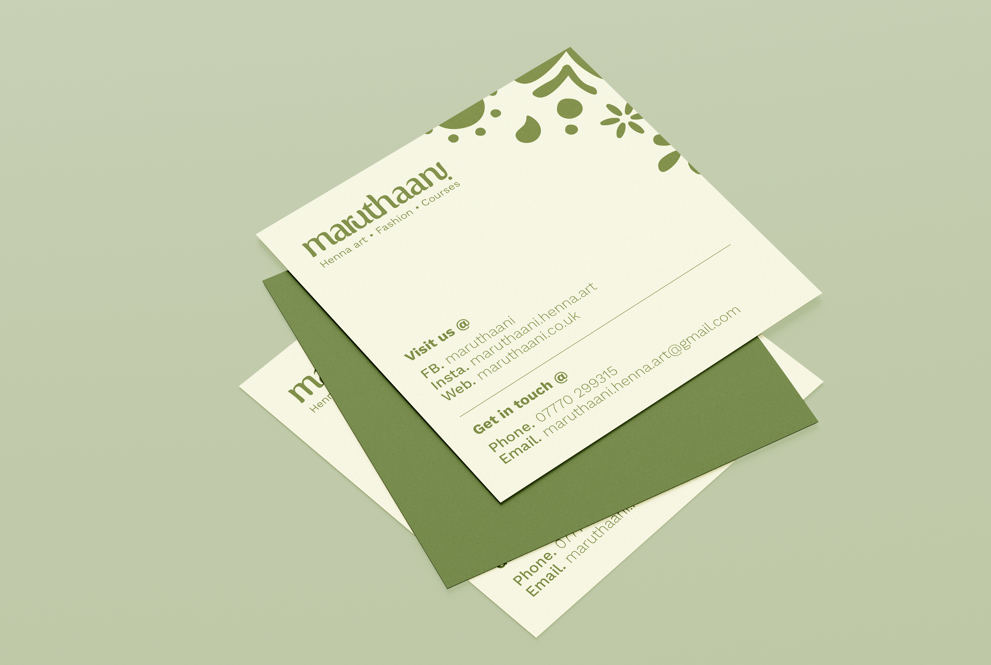 Free_Square_Flyer_Mockup_4_3