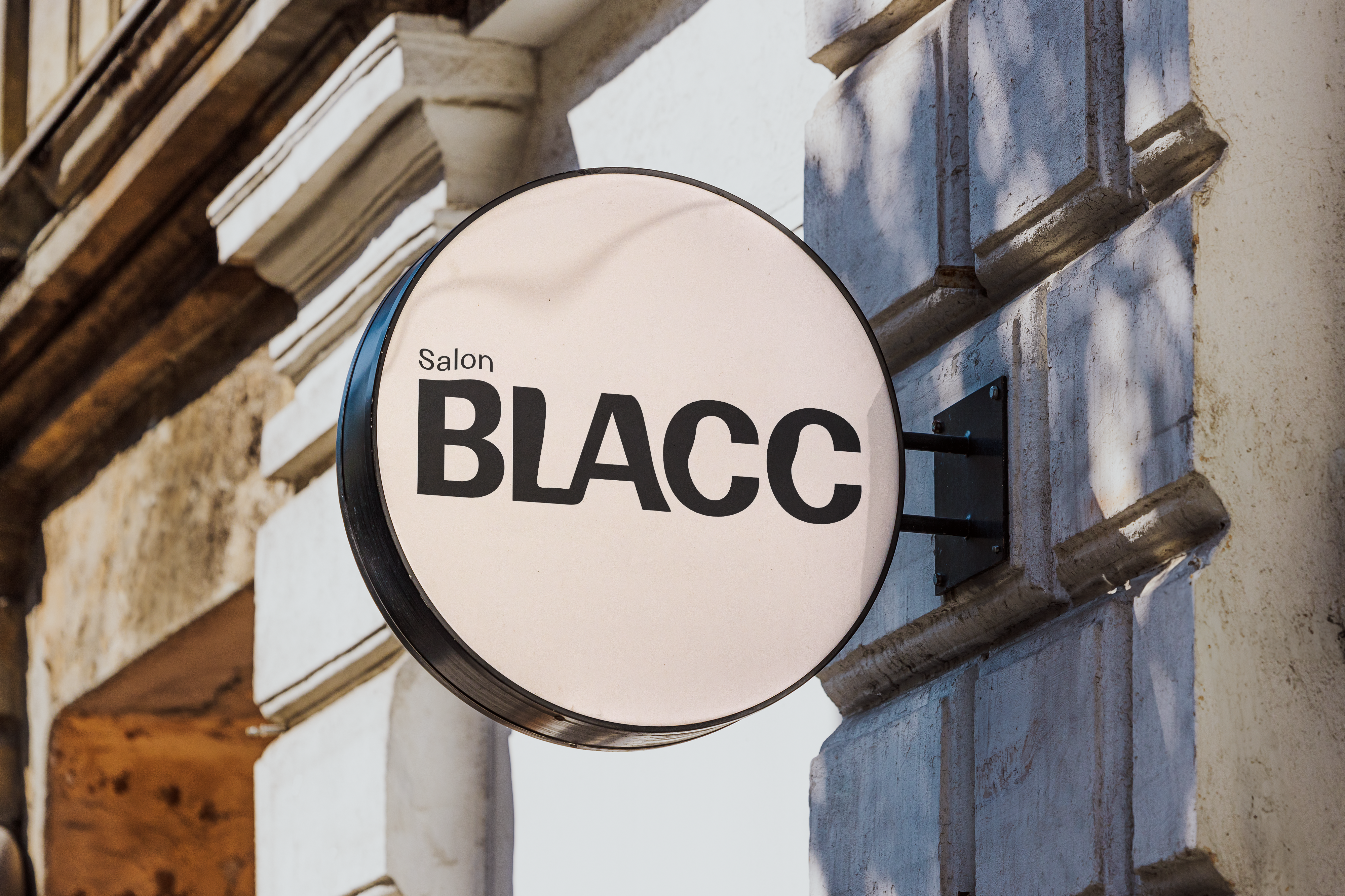 Round_Sign_Mockup